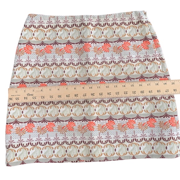 Loft Skirt - Picture 9 of 10